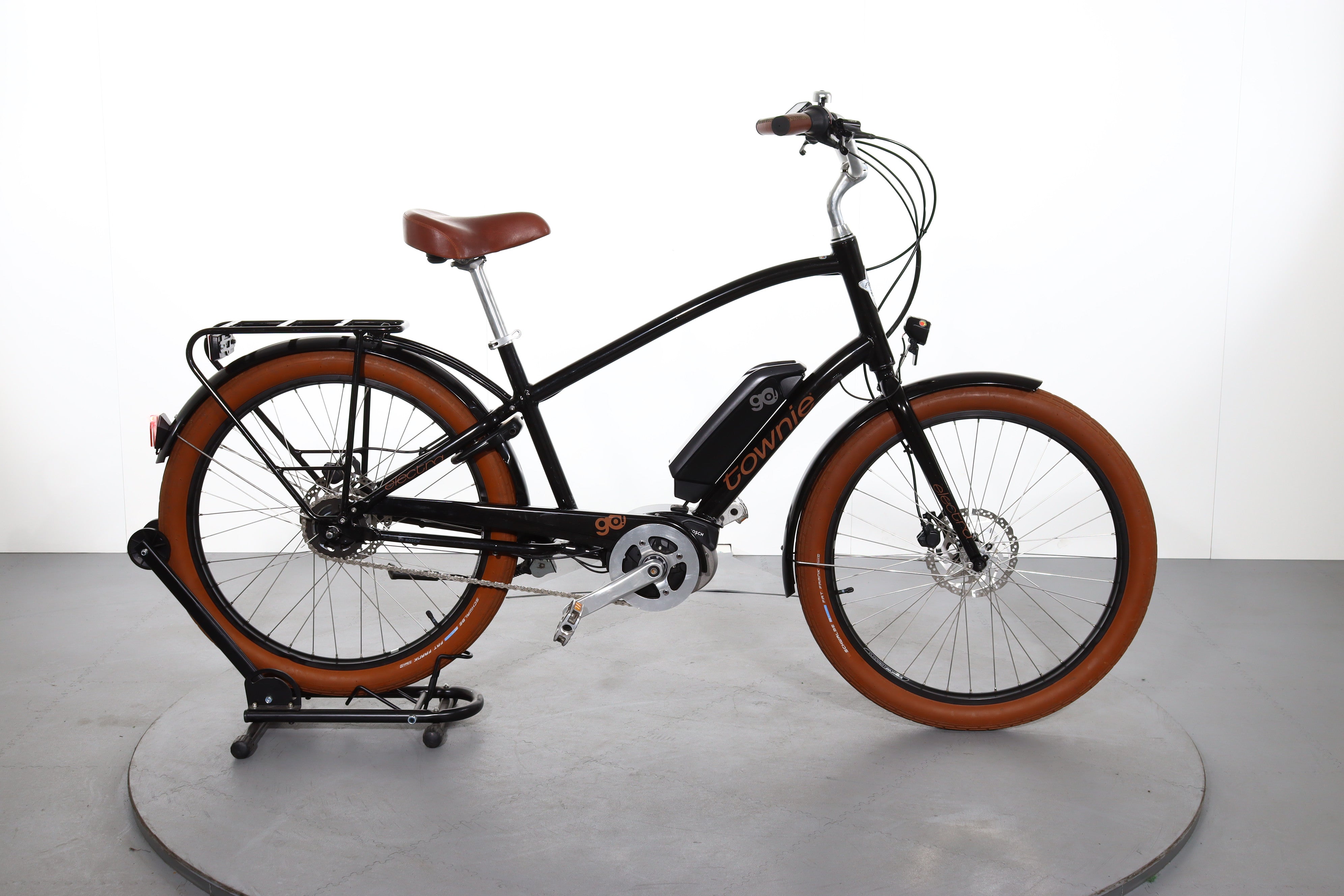 Townie store electric bicycle